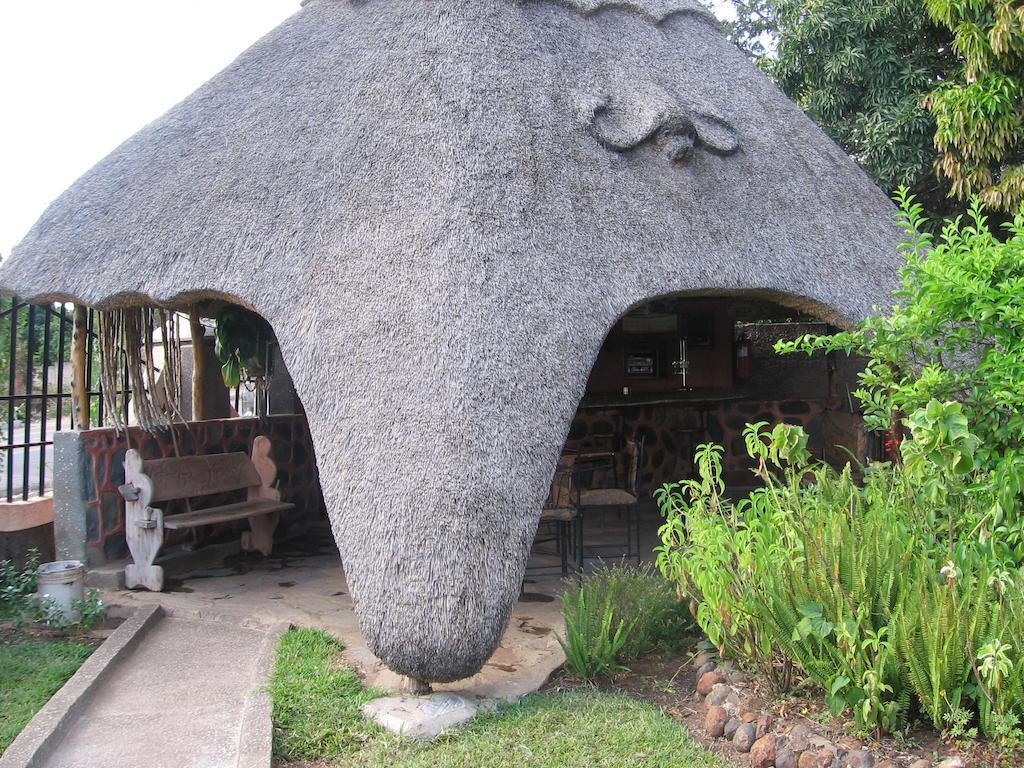 The Stone Guest House ليفينغستون المظهر الخارجي الصورة