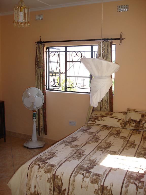 The Stone Guest House ليفينغستون المظهر الخارجي الصورة